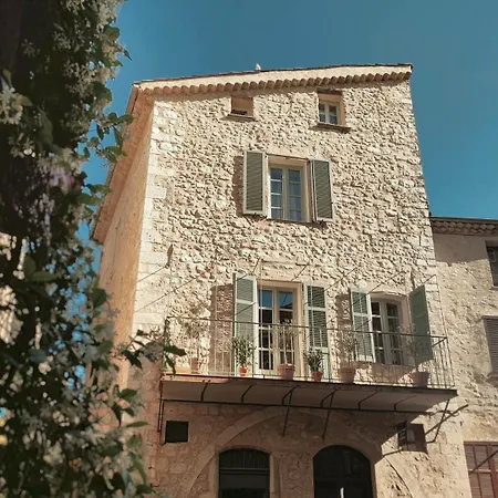 Provencal Escape *